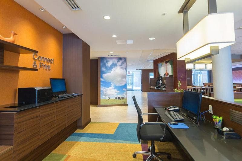 Fairfield Inn & Suites Jamestown 2