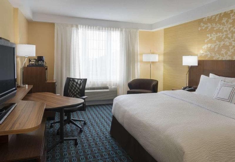 Fairfield Inn And Suites Ottawa Kanata 4
