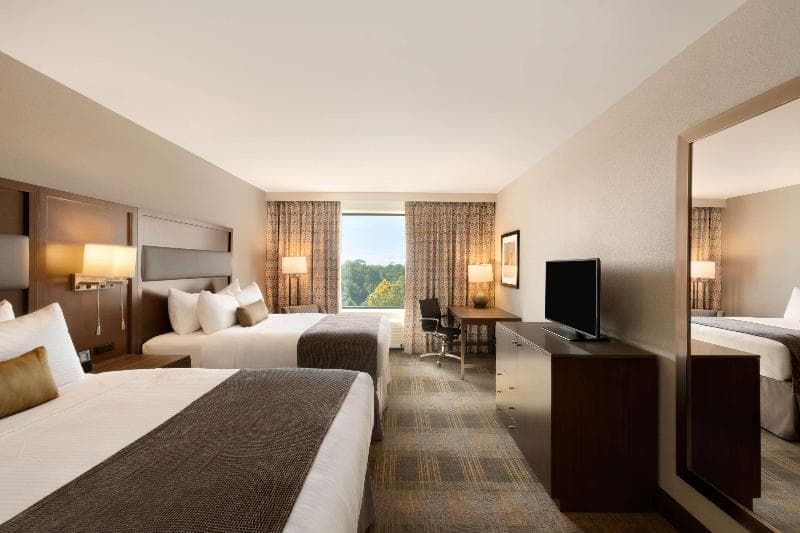 DoubleTree by Hilton Charleston Mount Pleasant 4