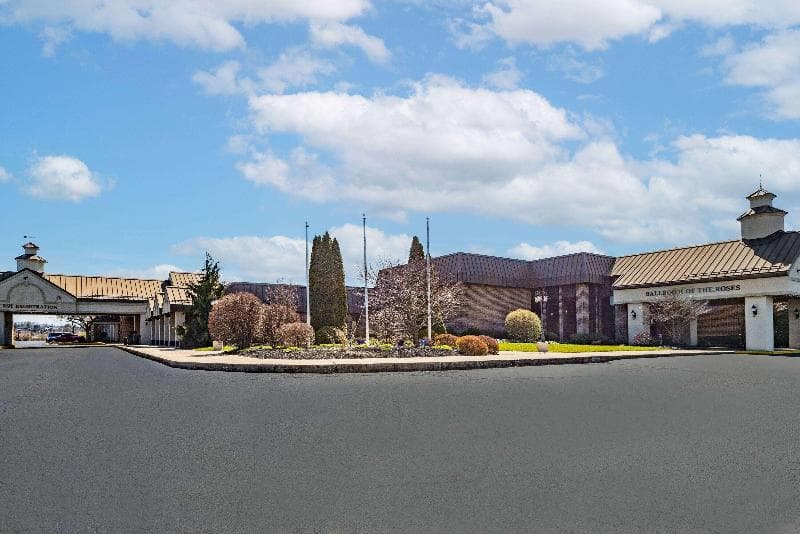 Wyndham Garden York 4
