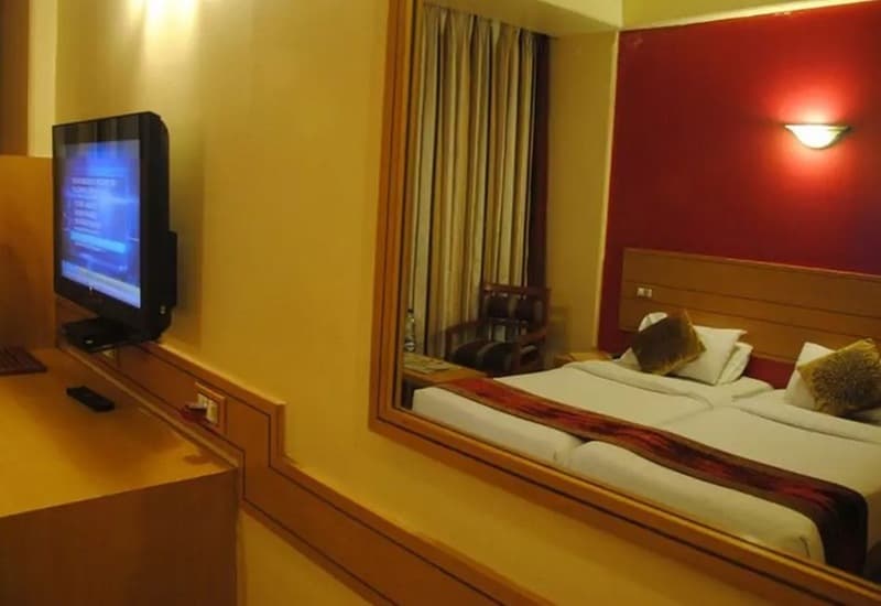 Hotel Midland 5