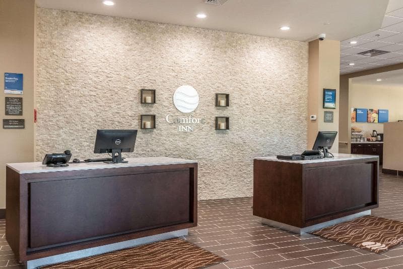Comfort Inn Edwardsville - St. Louis photo 1