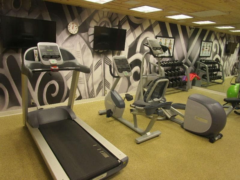 Best Western Plus Chandler Hotel & Suites 5