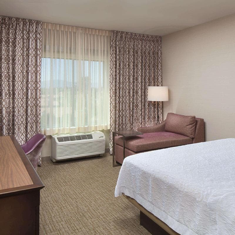 Hampton Inn & Suites Murrieta Temecula 3