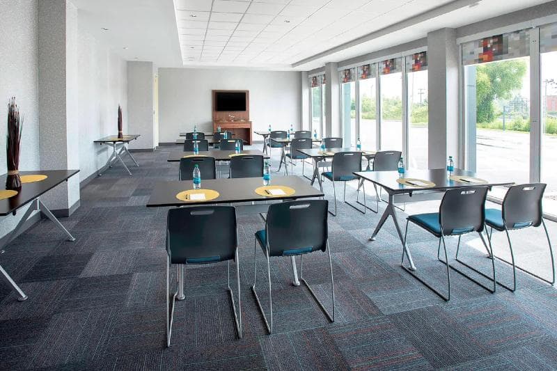 Aloft Buffalo Airport 2