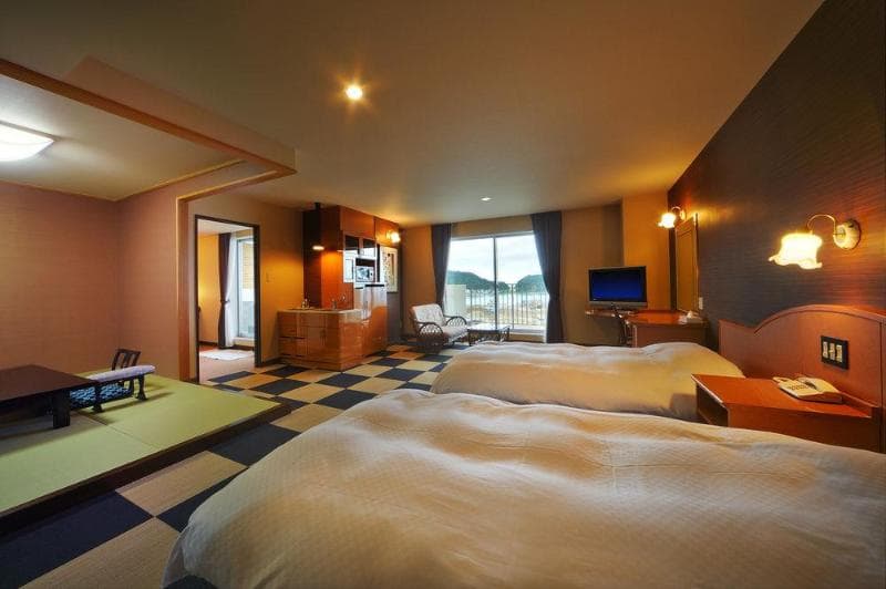 Shiretoko Noble Hotel 5