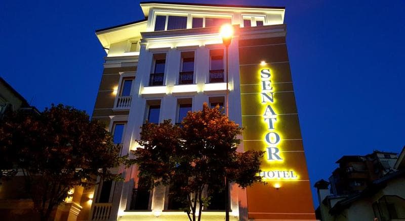 Senator Hotel photo 1