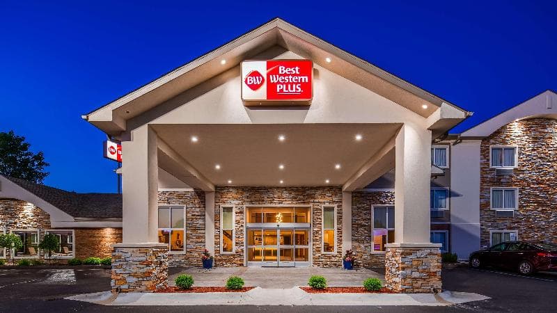 Best Western Plus Flint Airport Inn & Suites photo 1