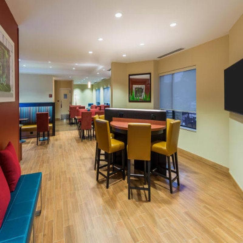 Towneplace Suites Latham Albany Airport 4