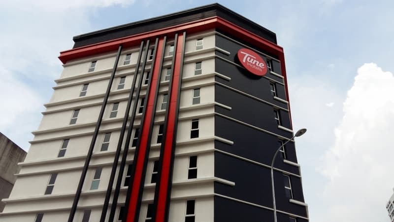 Tune Hotel Jalan Putra main