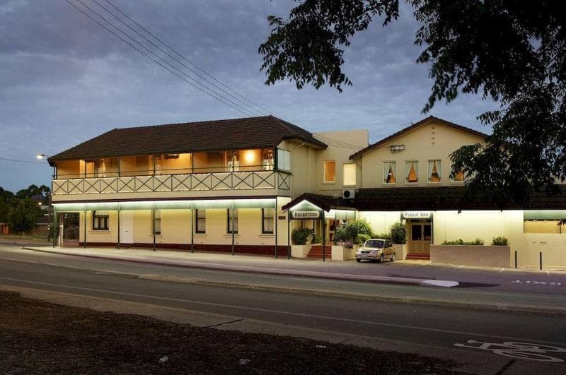 Quality Hotel Bayswater photo 1