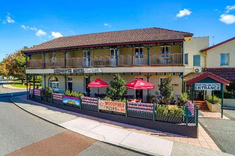 Quality Hotel Bayswater 3