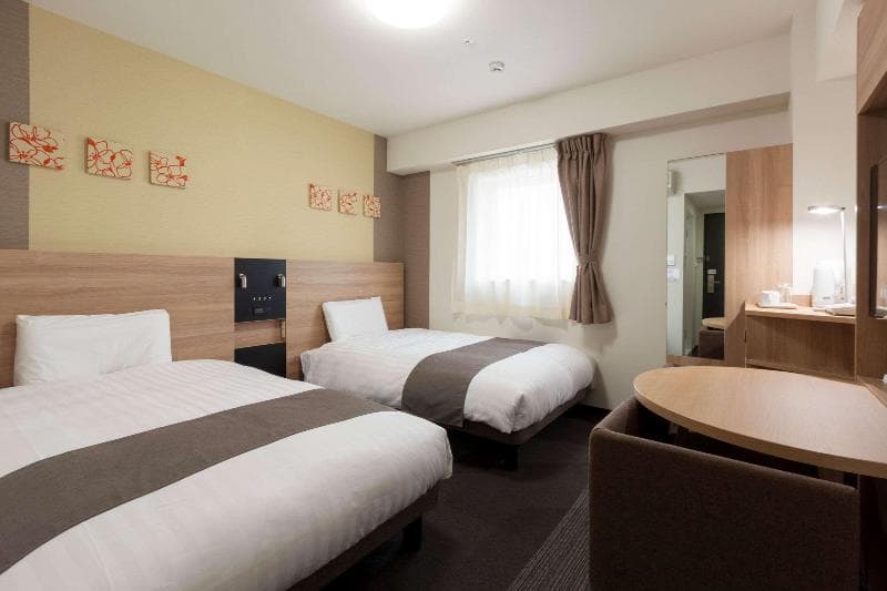 Comfort Hotel Wakayama 4