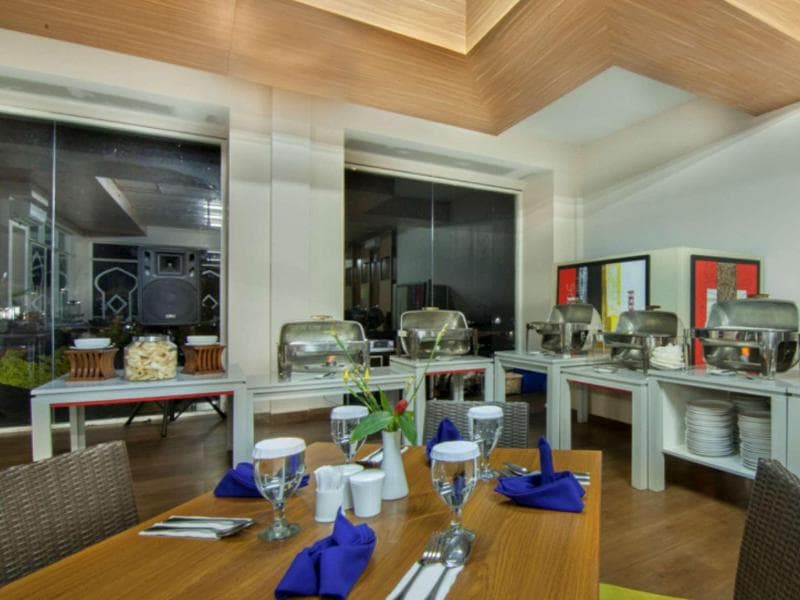 The Rizen Hotel 4