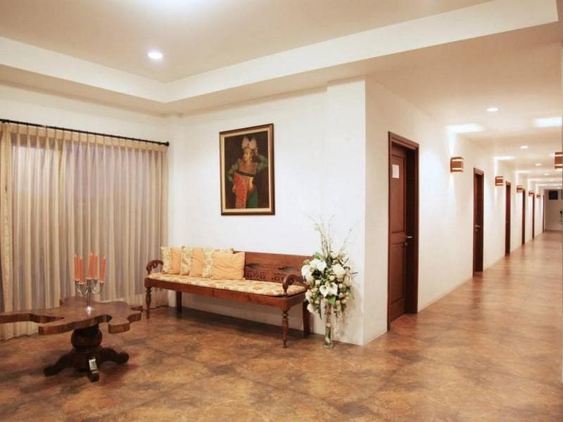 Hotel Amira Pasteur main