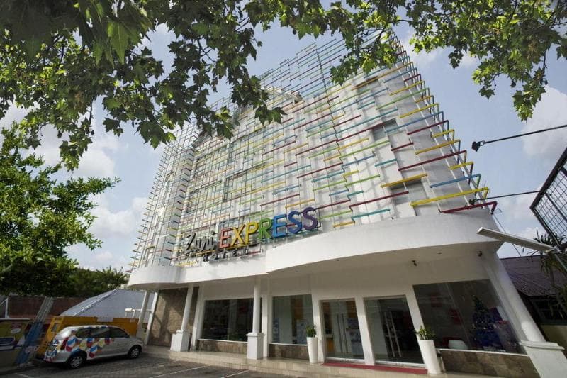 Zuri Express Hotel Pekanbaru main