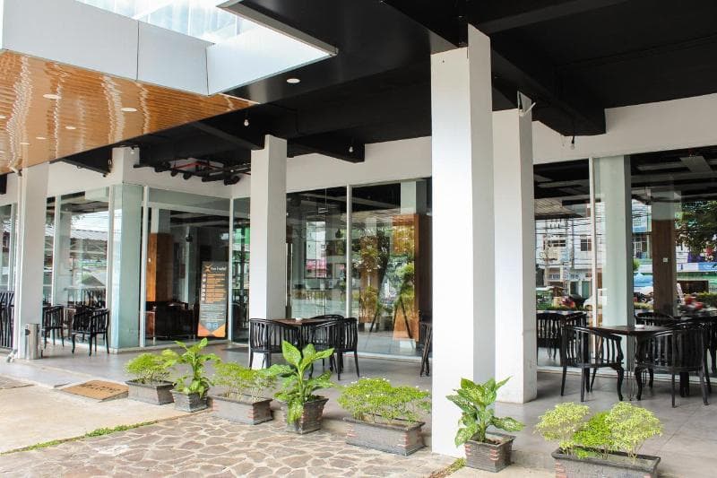 Hotel Xtra Bengkulu 2
