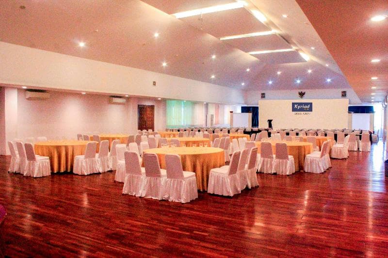 Kyriad Arra Hotel Cepu main