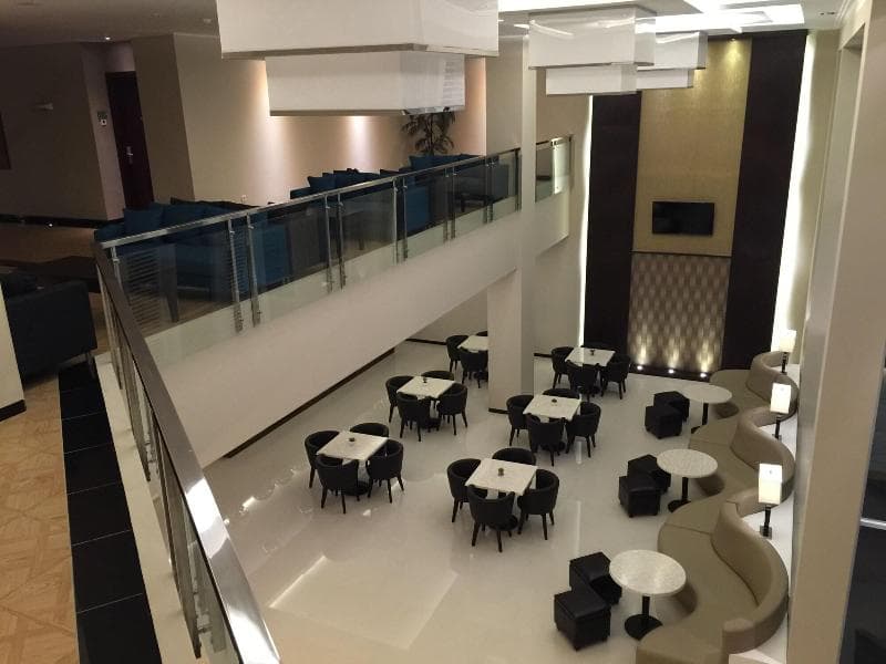 M Premiere Hotel Dago 2
