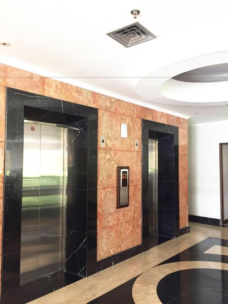 P Hotel Jakarta main