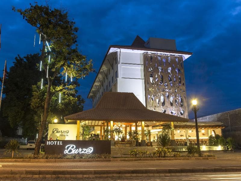 Burza Hotel Yogyakarta 3