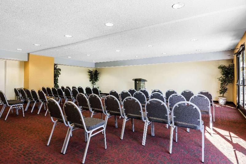 Quality Inn Phenix City Columbus photo 1