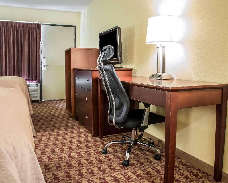 Quality Inn Madison Huntsville Decatur Hwy 2