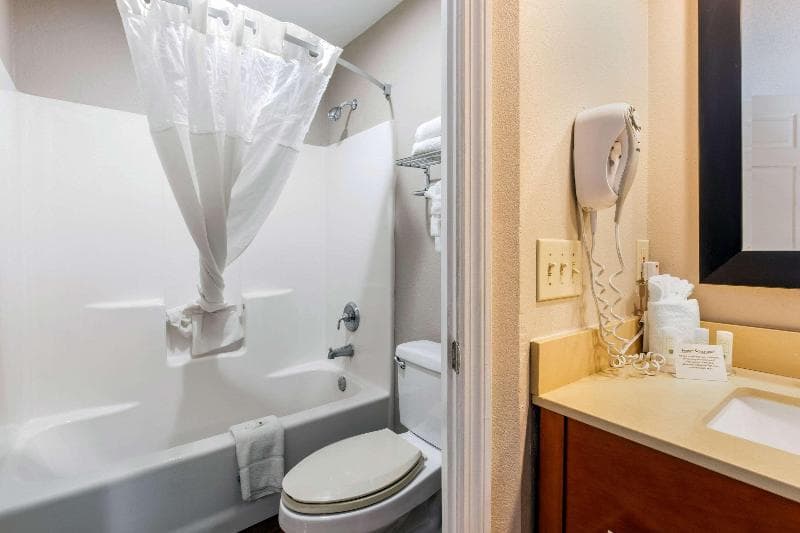 Quality Inn Oxford I-20 Exit 188 5