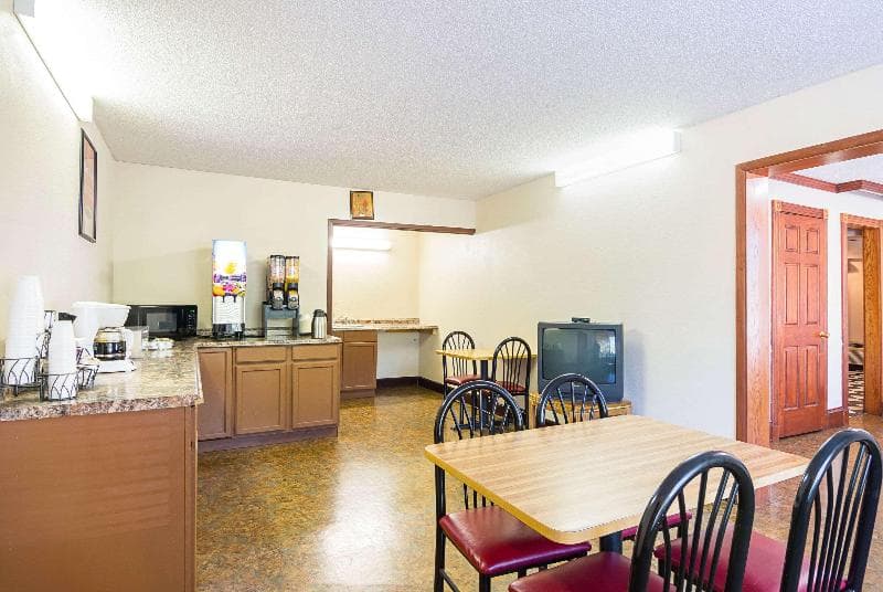 Mountain Home Inn 5