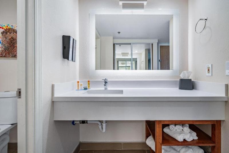 Comfort Inn Downtown 4