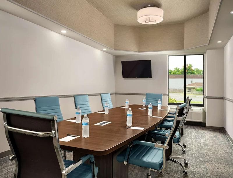 Radisson Hotel West Memphis photo 1