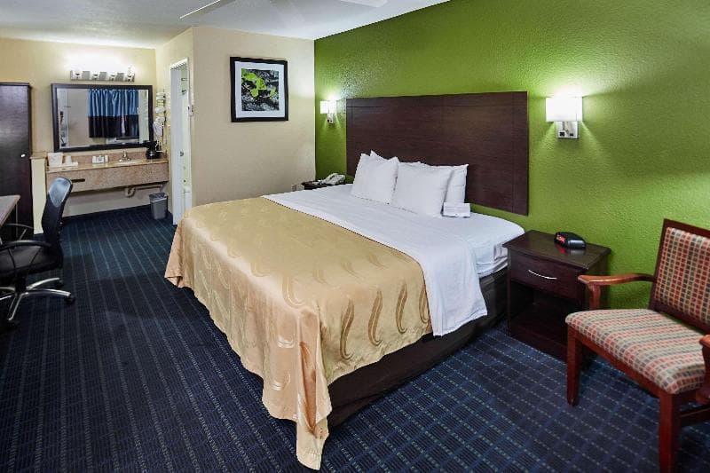 Quality Inn Parker 3