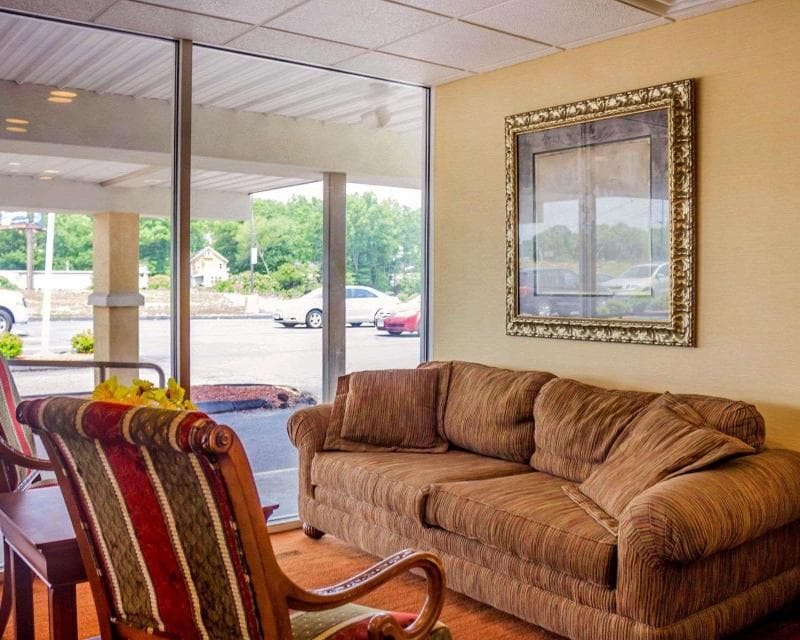 Quality Inn Meriden Area 5