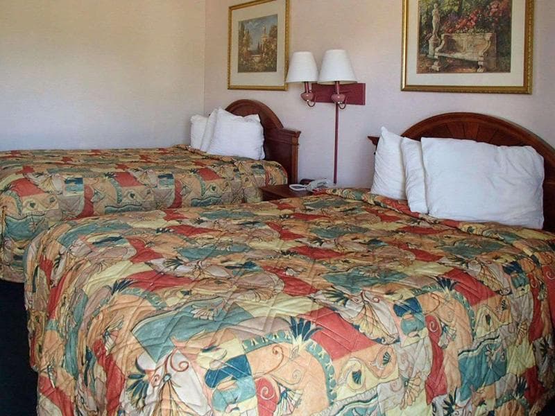 Rodeway Inn Leesburg 5