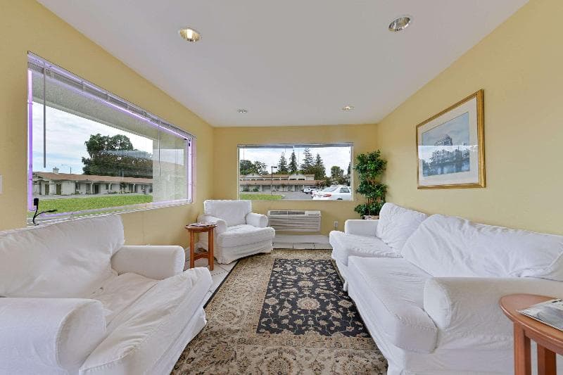 Rodeway Inn Stockton Area 4