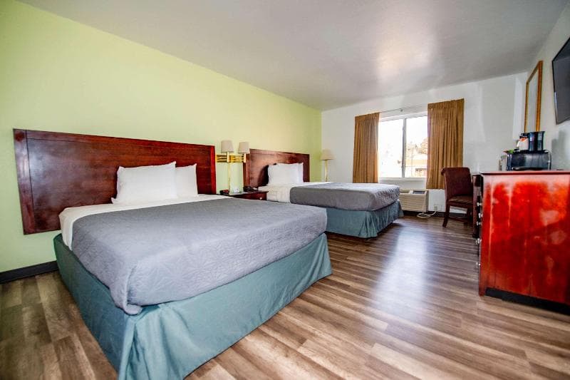 Rodeway Inn Colorado Springs 3
