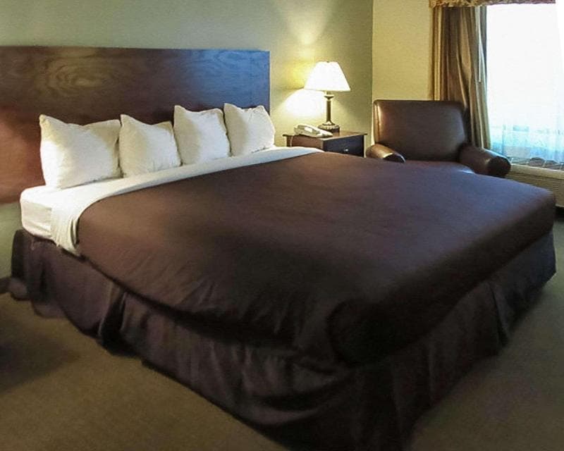 Quality Inn 3