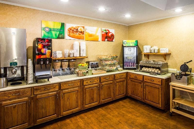 Quality Inn Newnan 3