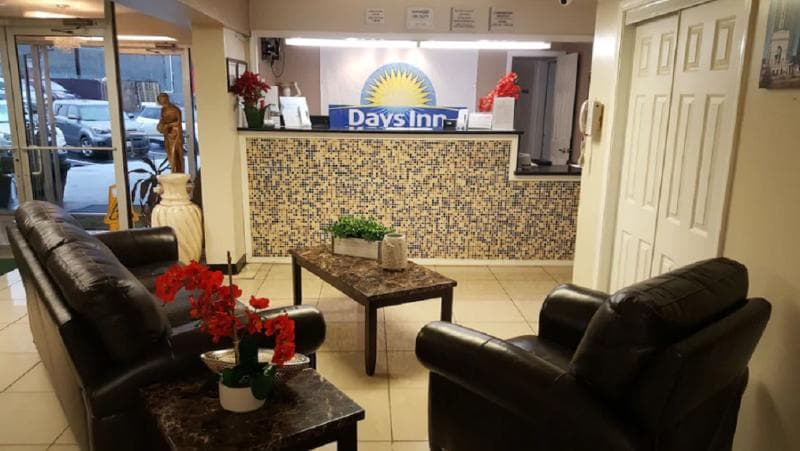 Days Inn By Wyndham Hartsfield Jackson Atlanta Airport West 4