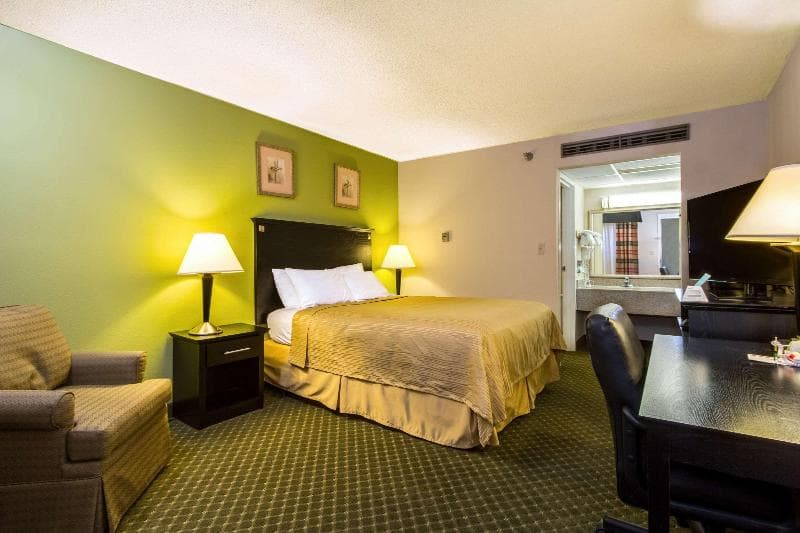 Quality Inn & Suites Moline-Quad Cities 3