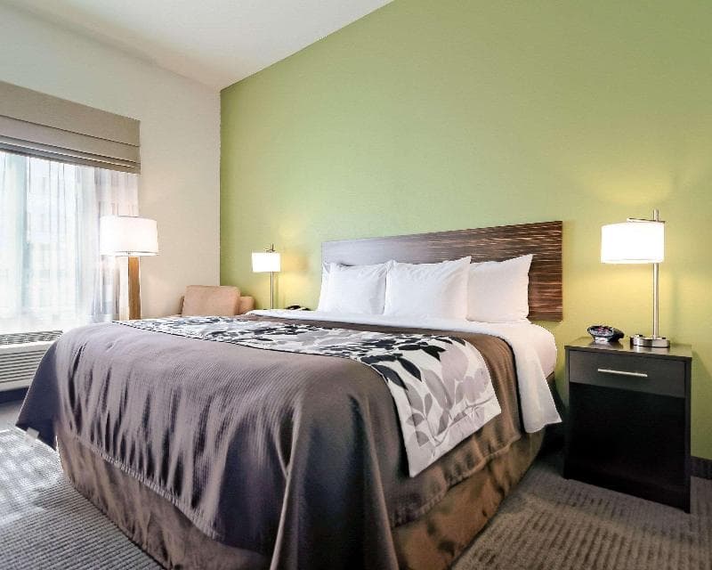 Sleep Inn & Suites Fort Scott 4