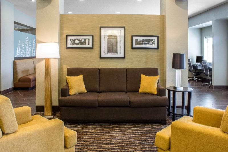 Sleep Inn & Suites Fort Dodge 5