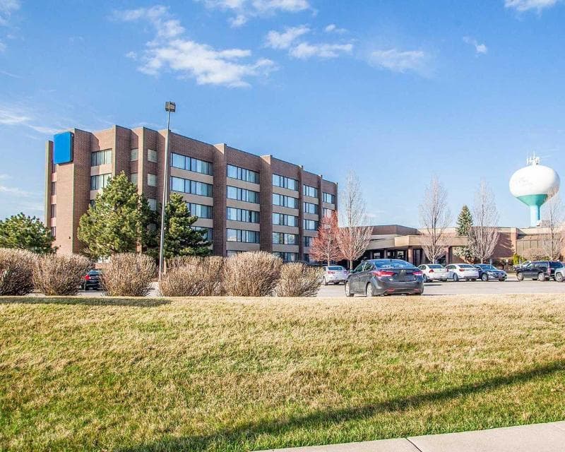 Quality Inn & Suites Orland Park - Chicago 2