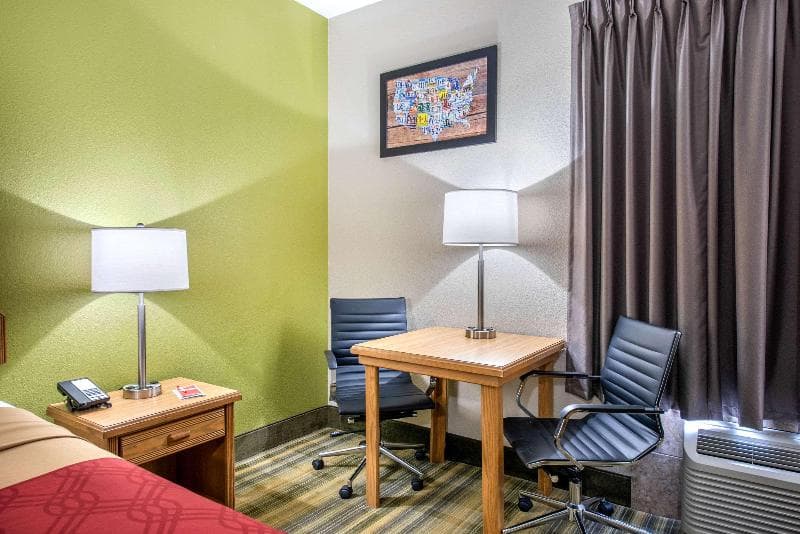 Econo Lodge Shelbyville 2