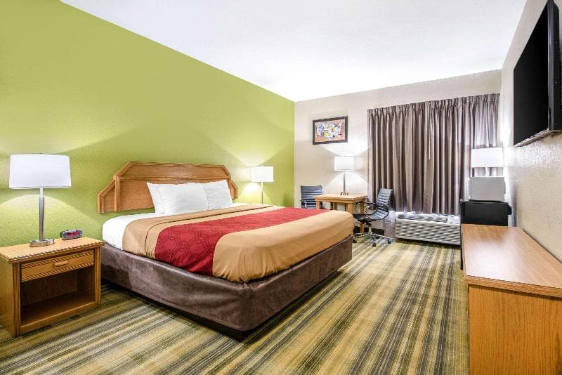 Econo Lodge Shelbyville 3