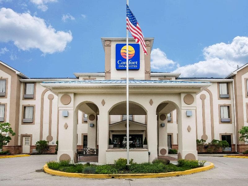Comfort Inn & Suites La Grange photo 1