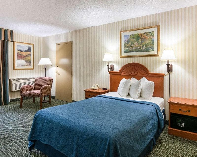 Rodeway Inn Camp Springs 3