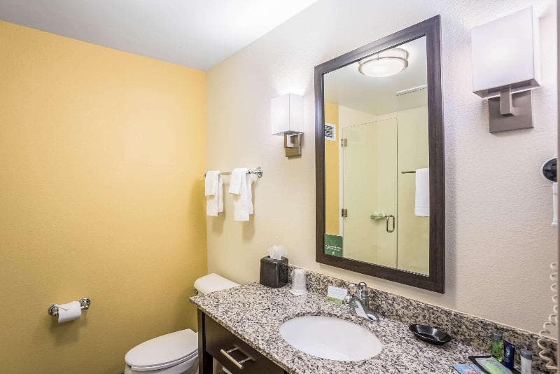 Sleep Inn & Suites 5