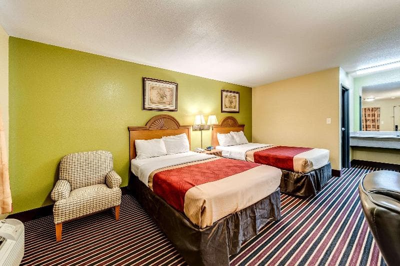 Econo Lodge Lake Charles 3