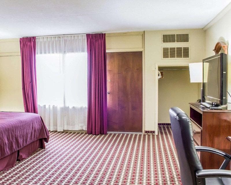 Quality Inn & Suites Fort Bragg 3